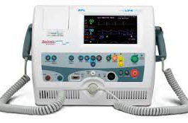 DEFIBRILLATOR WITH PACING